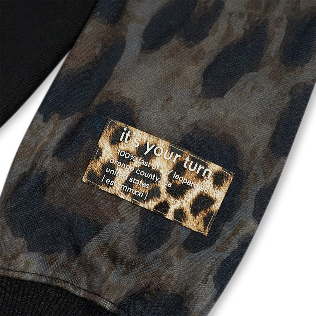 spotted sweatshirt