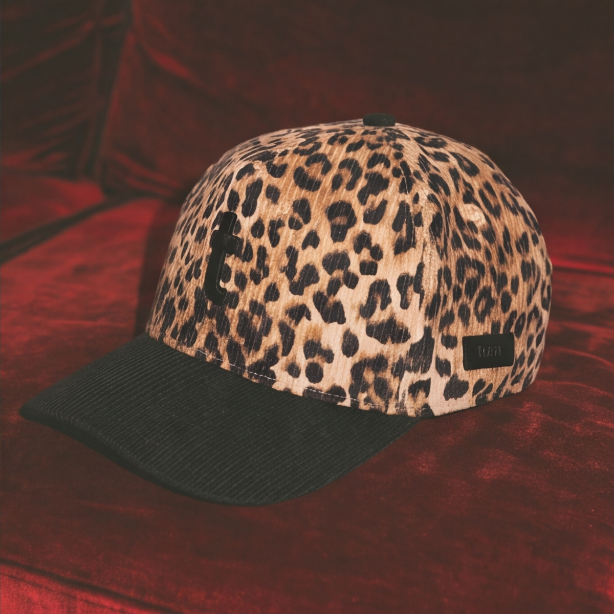 spotted lowercase "t" hat